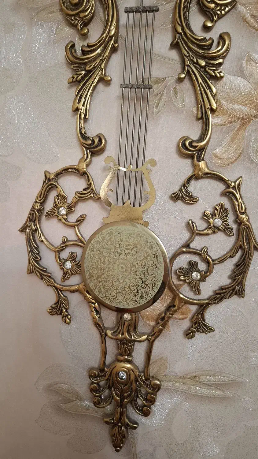 ساعت دیواری برنج|کلکسیون اشیاء عتیقه|تهران, بهداشت|دیوار