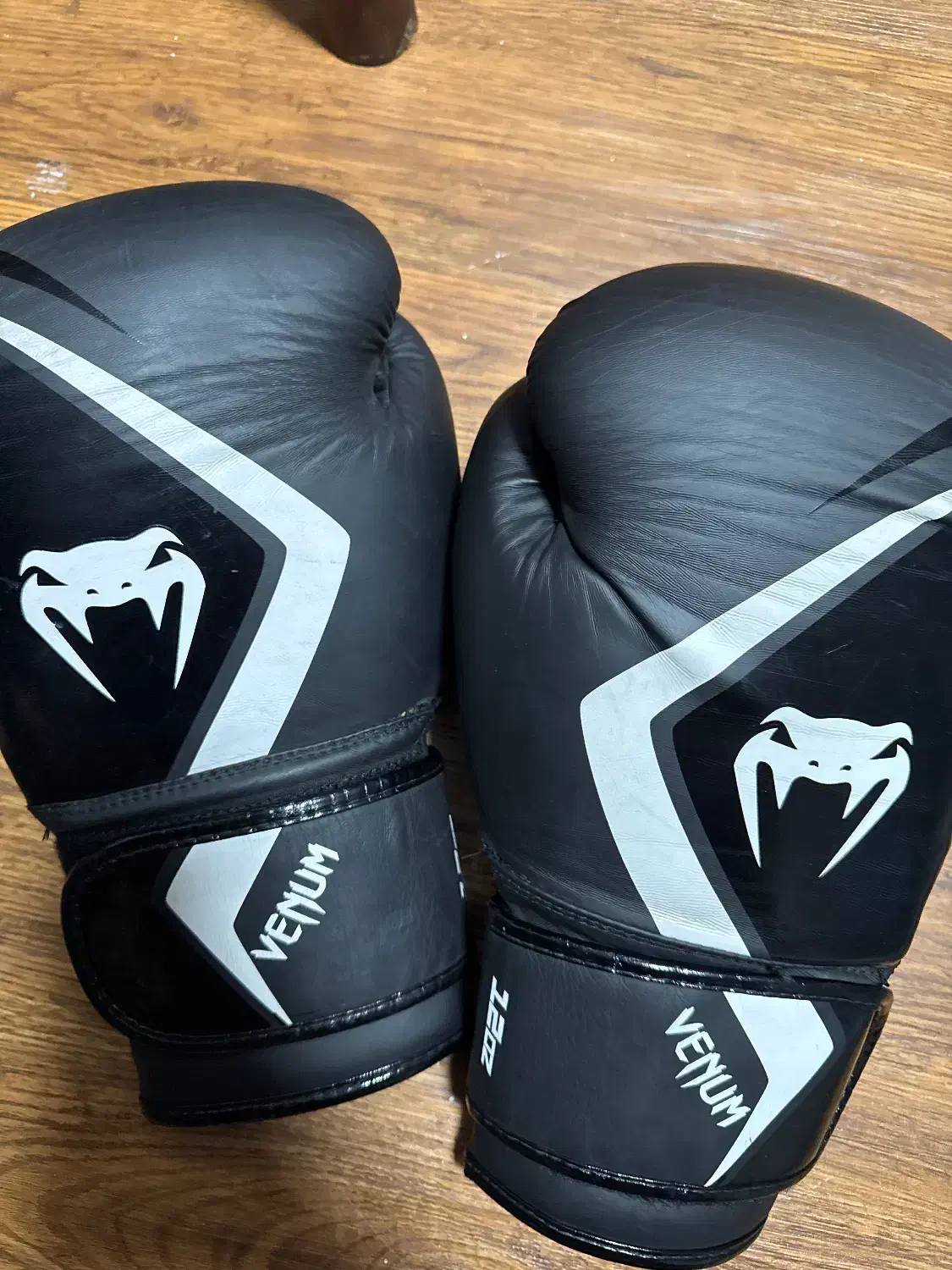 دستکش بوکس طرح ونوم اصل|تجهیزات ورزشی|تهران, ولنجک|دیوار