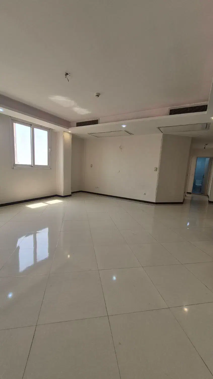 ۱۰۷ متر برج آسمان / دریاچه چیتگر