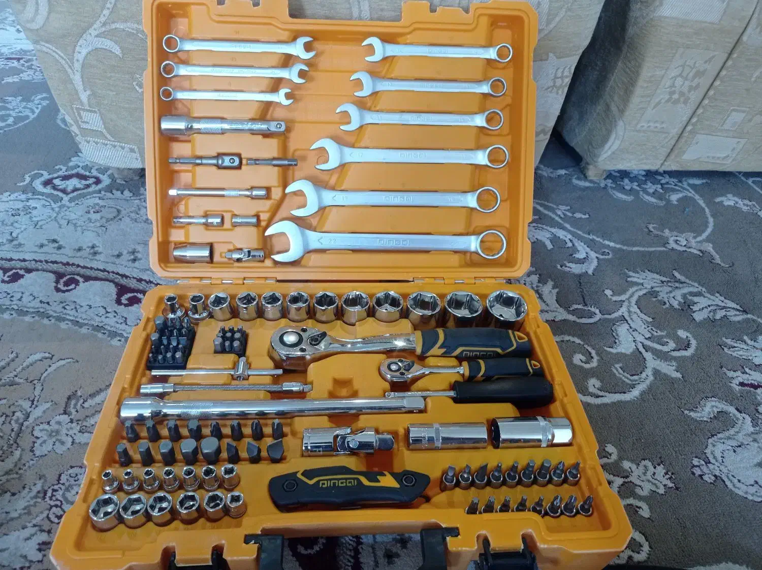 جعبه ابزار|ابزارآلات|طرقبه, |دیوار