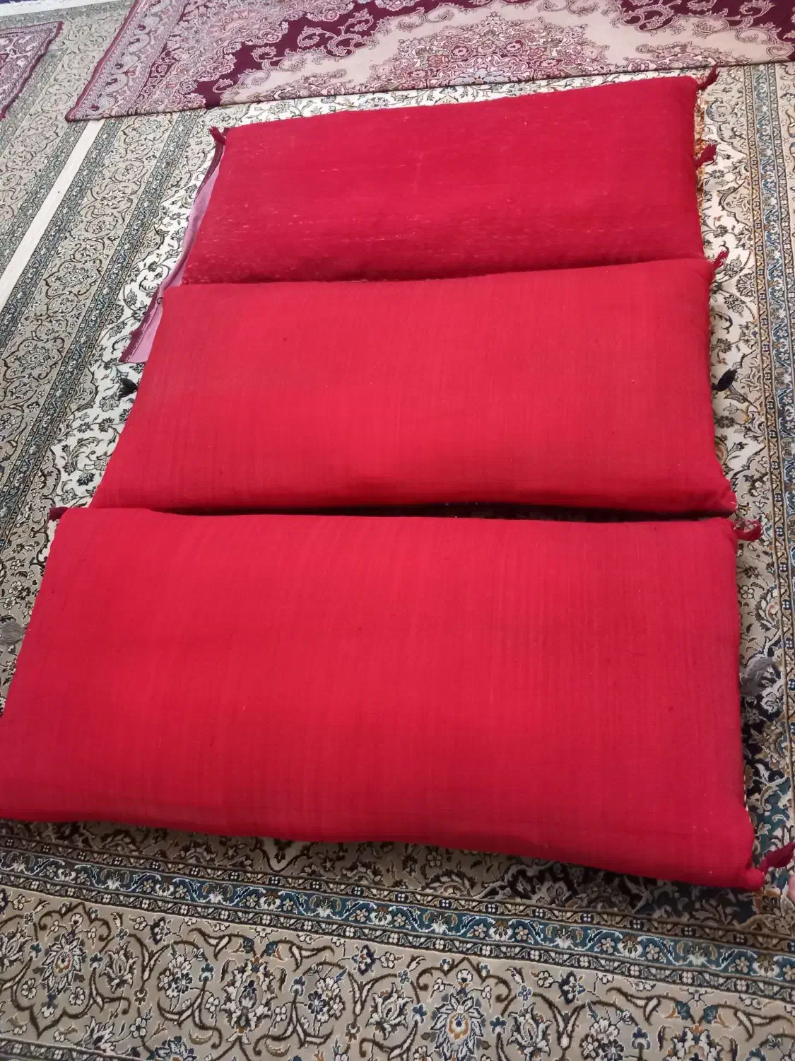 پشتی دستباف|پشتی|تهران, مدائن|دیوار