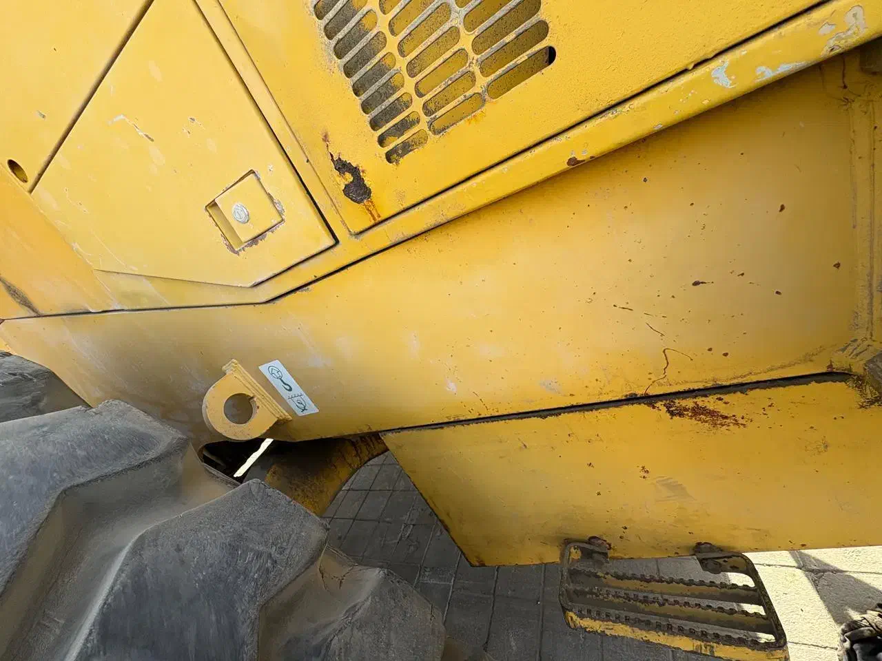 لودر کوماتسو 500خط3 اورجینال بی رنگ.موتورکوماتسویی|خودرو سنگین|بوشهر, |دیوار