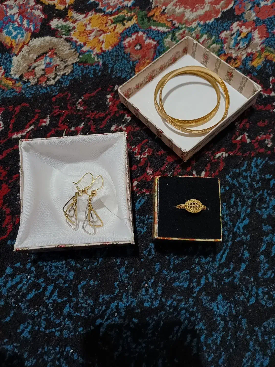 سرویس طلا والنگو وانگشتر|جواهرات|شیراز, شهرک ترکان|دیوار