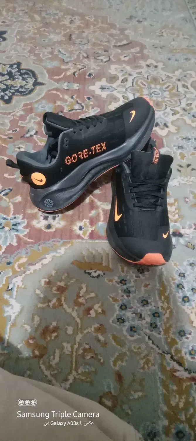 نایک ویتنام|کیف، کفش، کمربند|گنبد کاووس, |دیوار