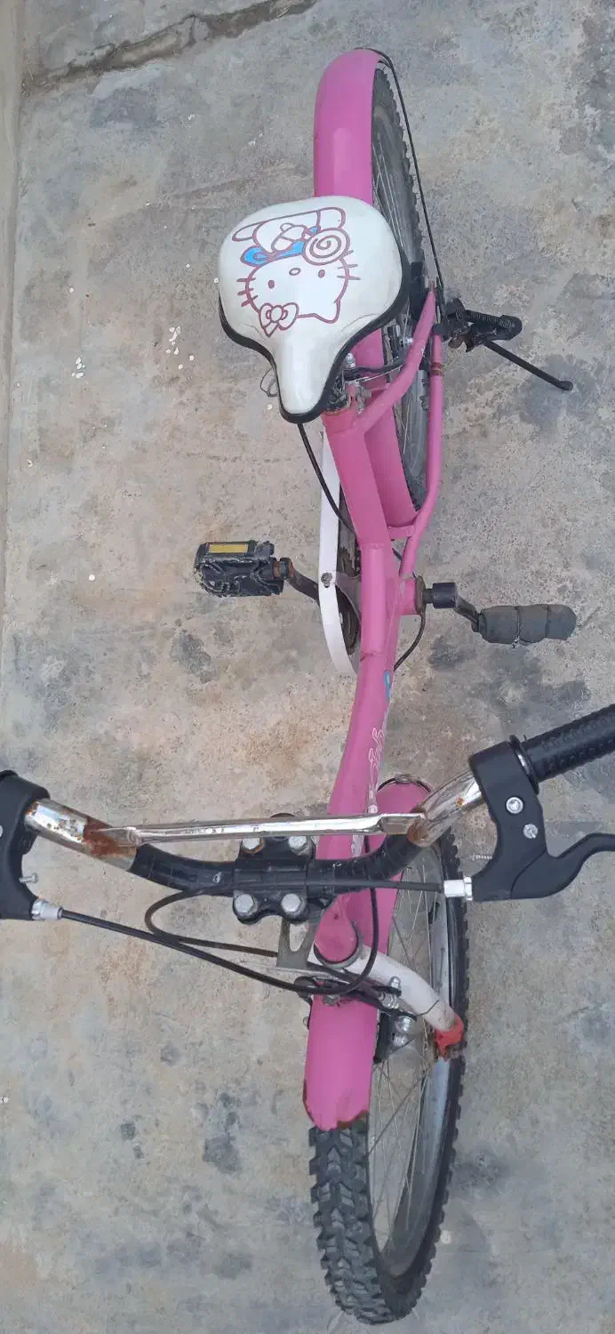 دوچرخه|دوچرخه، اسکیت، اسکوتر|اهرم, |دیوار