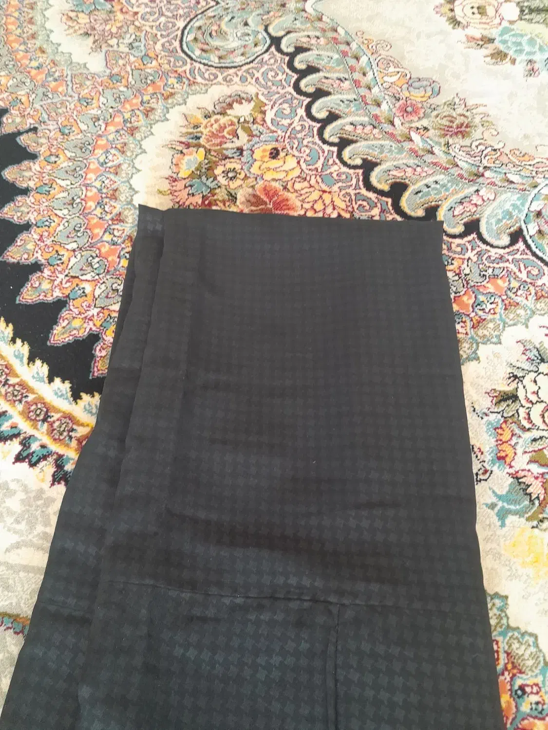 چادر مشکی|لباس|خمینی‌شهر, |دیوار