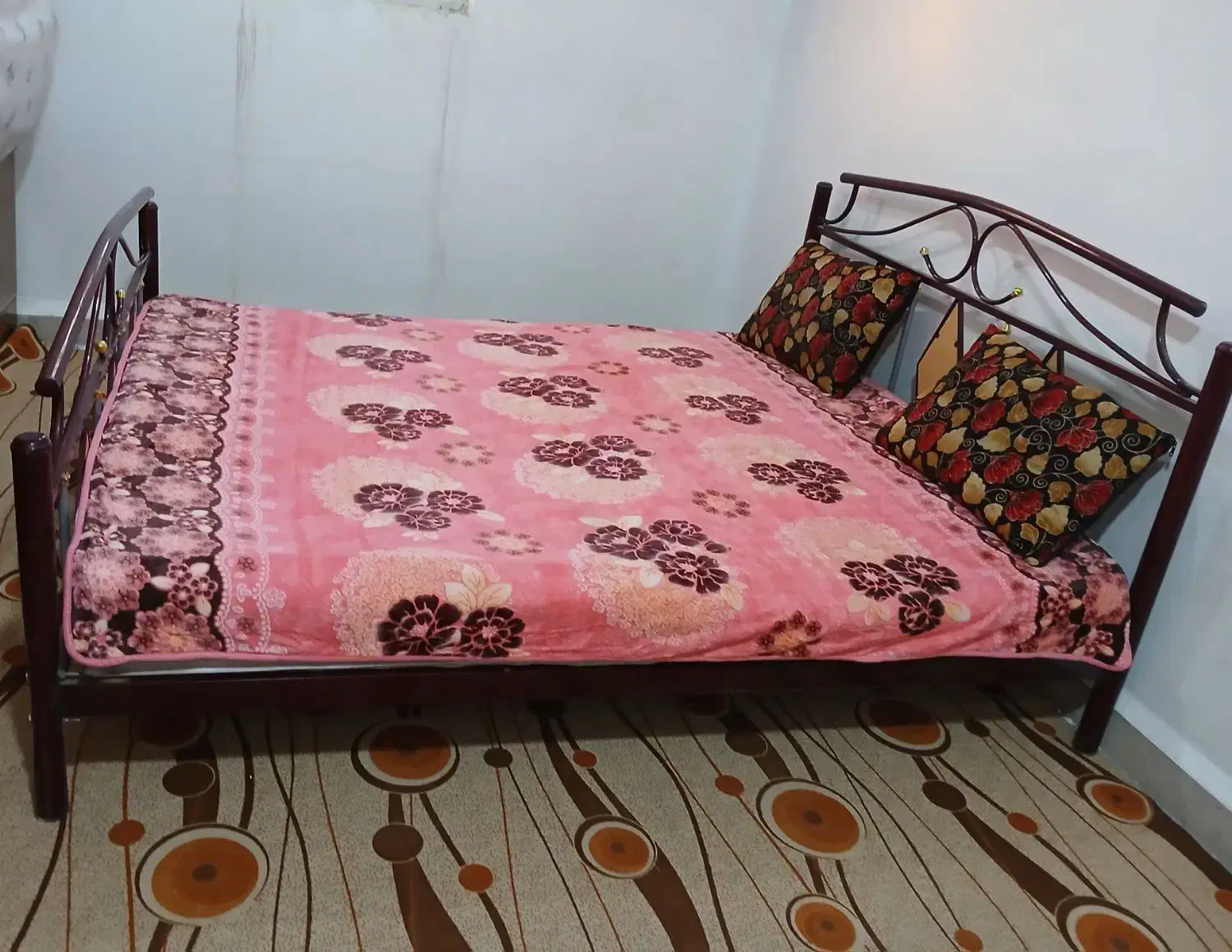 تخت خواب فلزی|تخت و سرویس خواب|اهواز, اسماعیلیه|دیوار