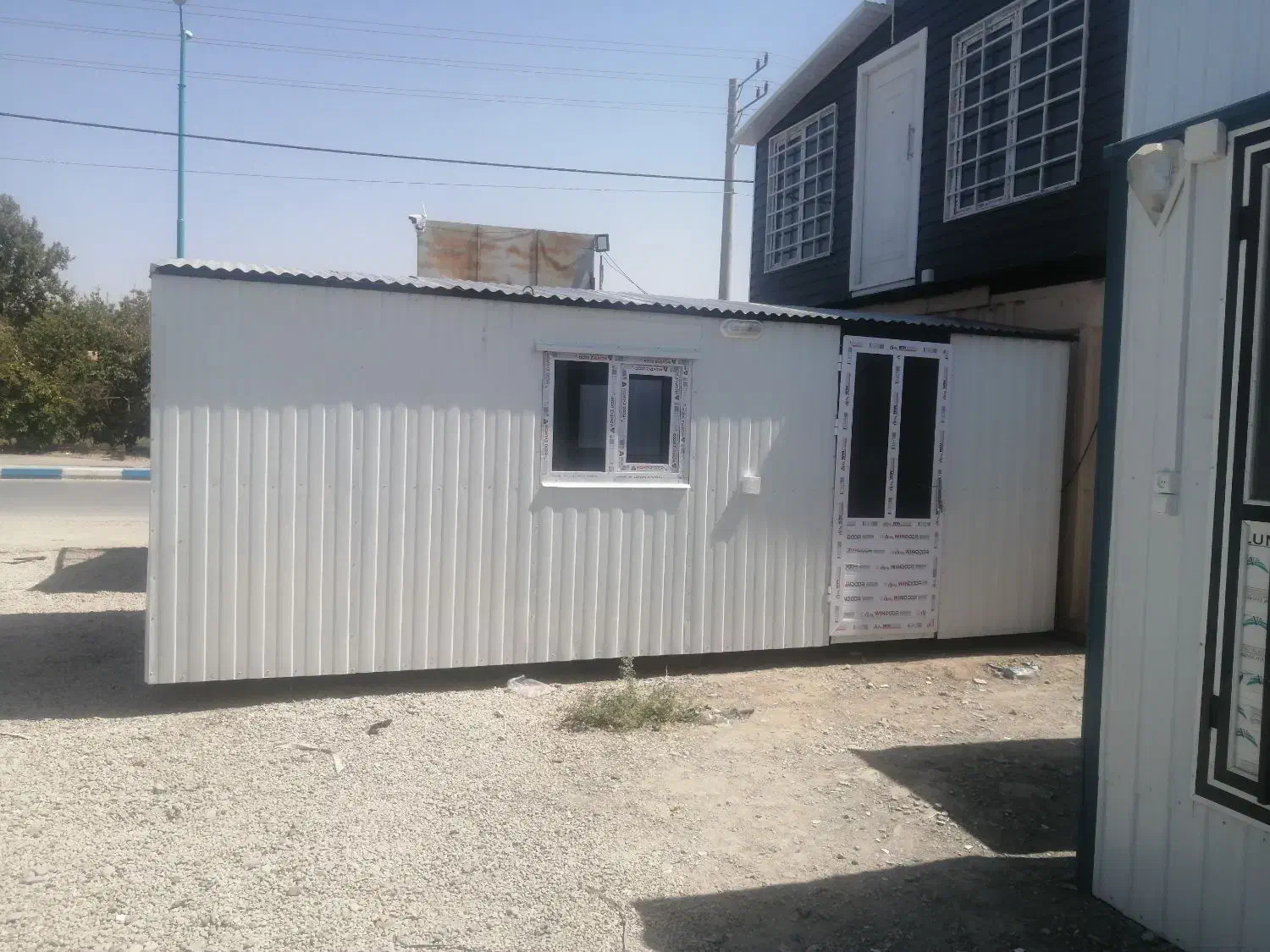 دفاتر اداری. نگهبانی. در ابعاد مختلف|مصالح و تجهیزات ساختمان|اصفهان, شفق|دیوار