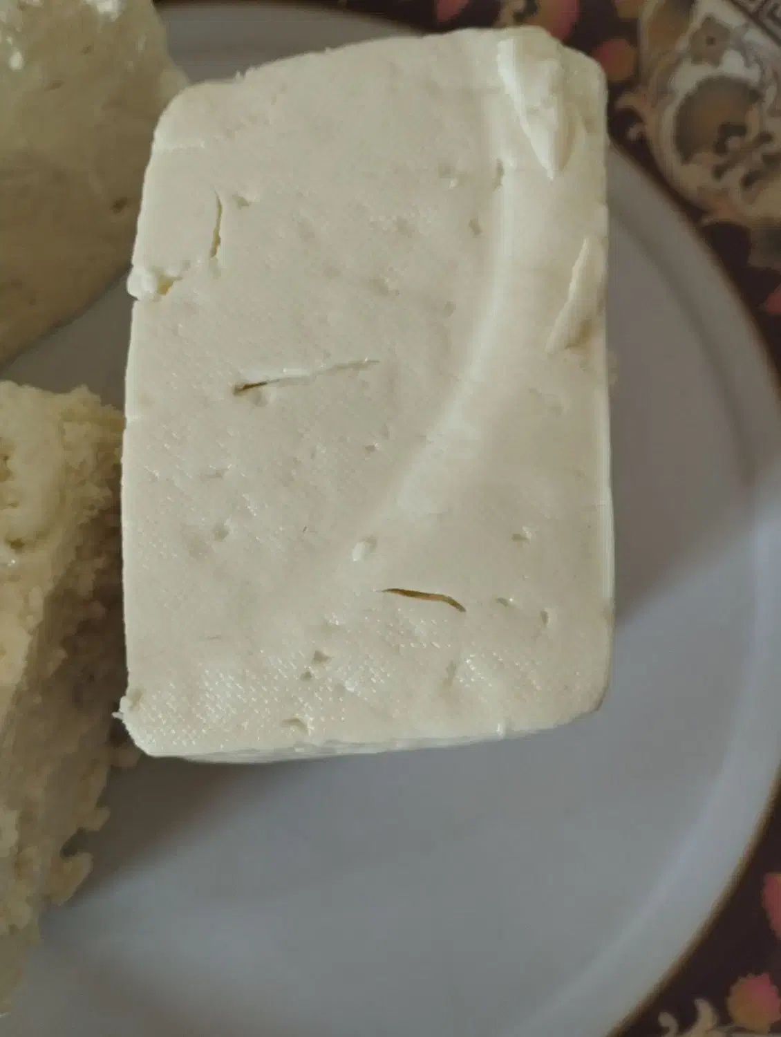 پنیر گوسفندی|خوردنی و آشامیدنی|چهاربرج, |دیوار