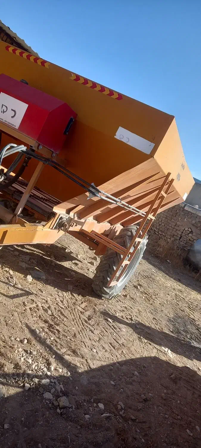 کود پاش دامی مرغی آراد در حد معاوضه با تراکتور|ماشینآلات صنعتی|دوتپه, |دیوار