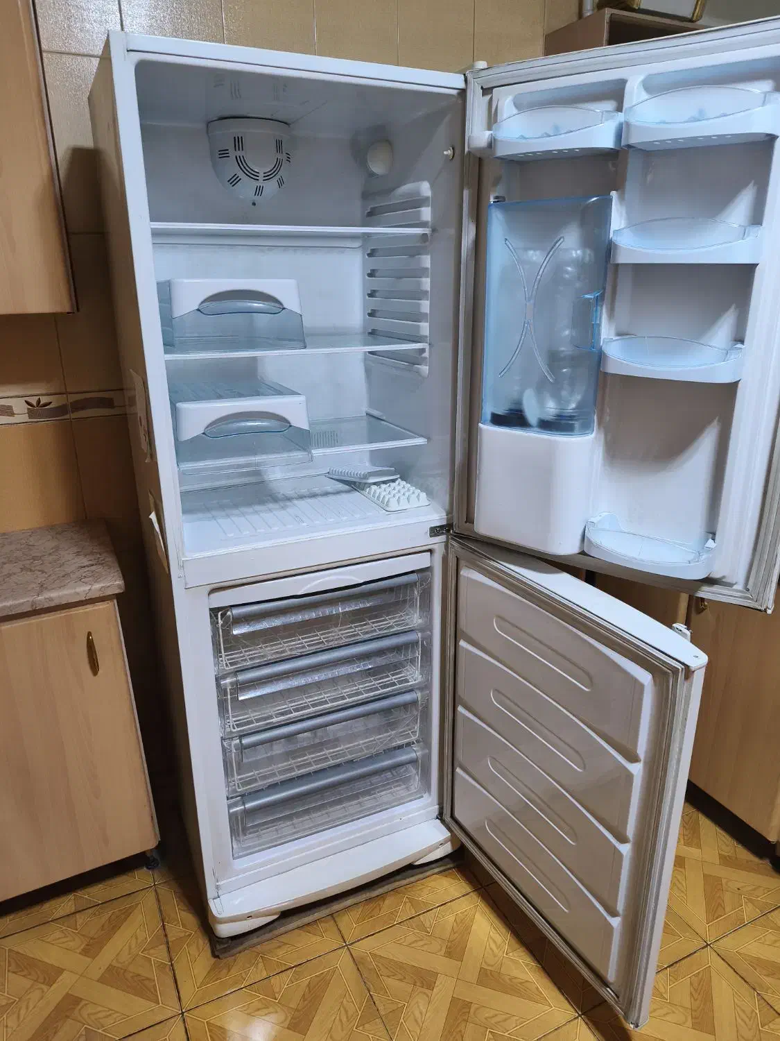 یخچال فریزر|یخچال و فریزر|کرمان, |دیوار