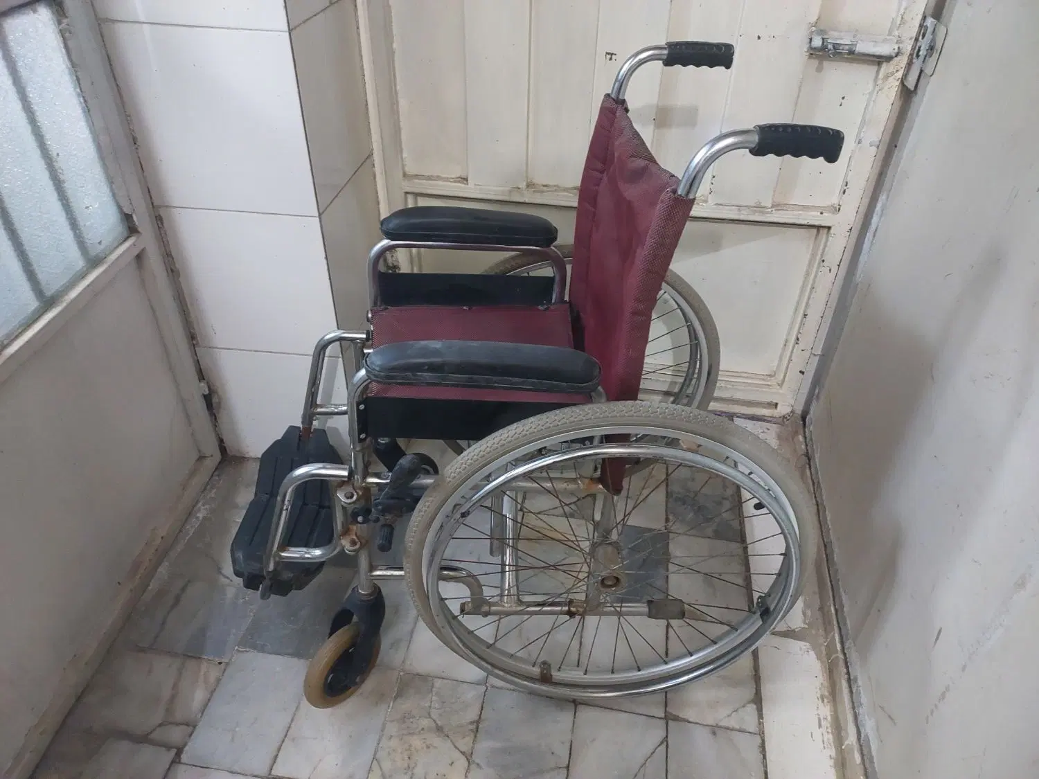 ویلچر|پزشکی|اصفهان, ناصرخسرو|دیوار