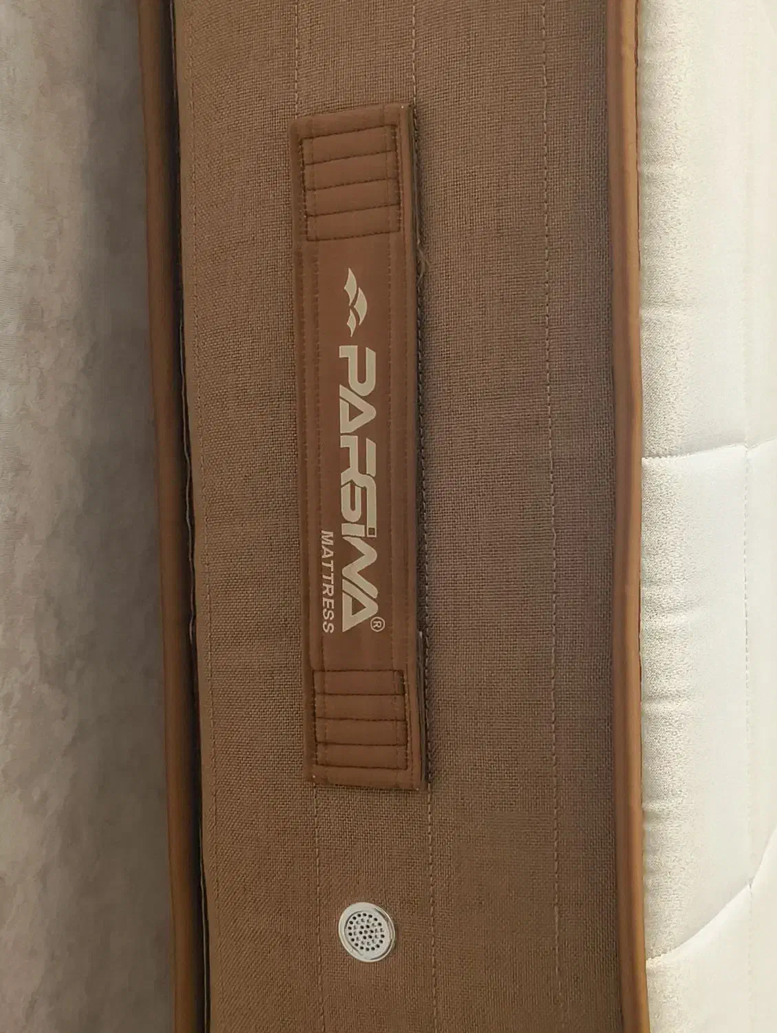 تشک نوجوان تمیز با ضمانت|تشک تختخواب|اصفهان, باغ فردوس|دیوار