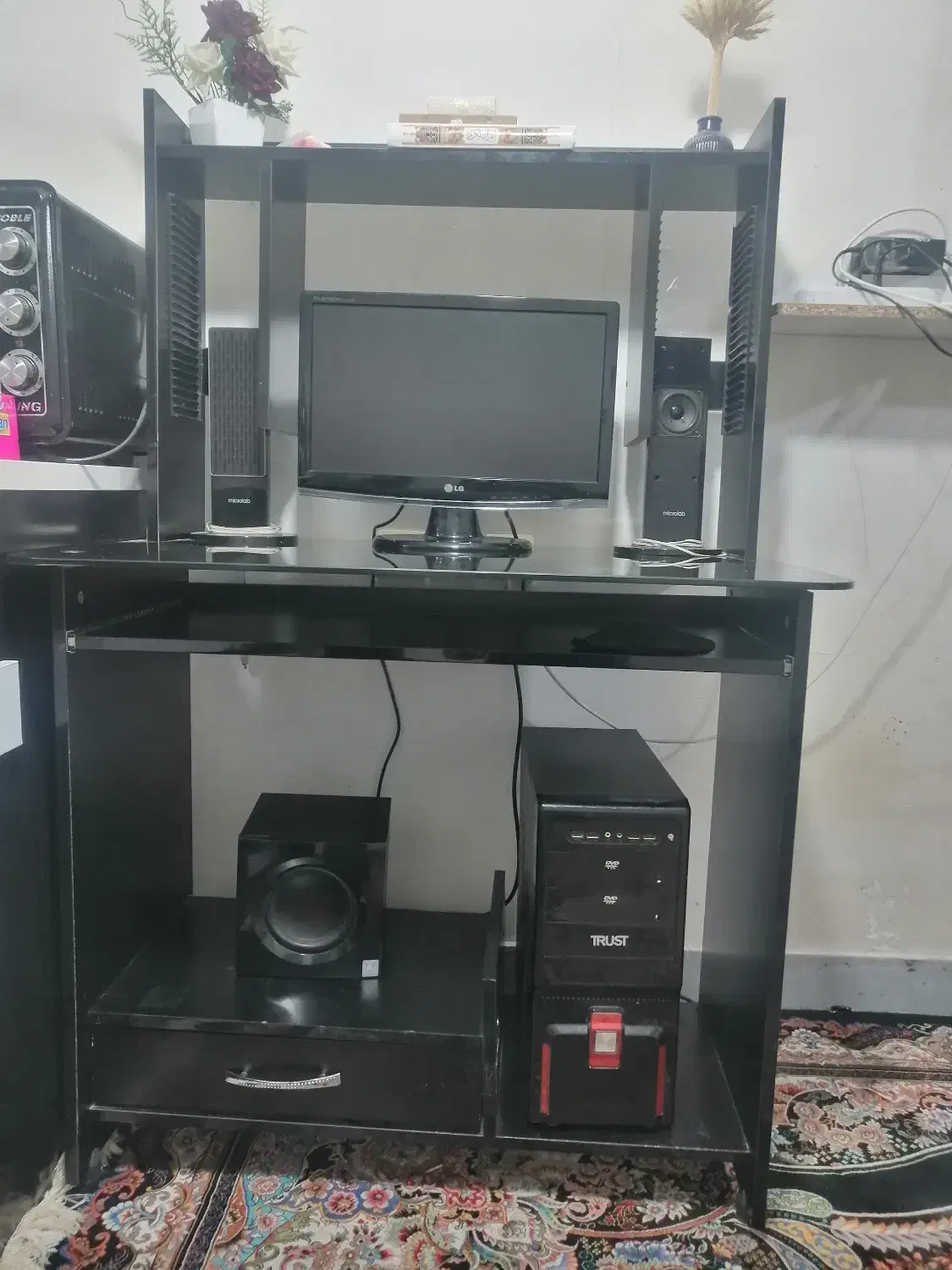 میز|میز تحریر و کامپیوتر|نورآباد, |دیوار