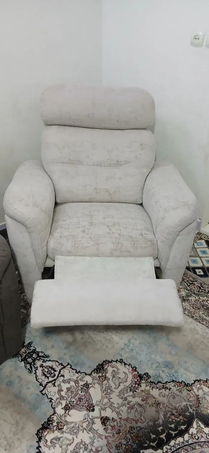 مبلمان|مبلمان خانگی و میز عسلی|بومهن, |دیوار