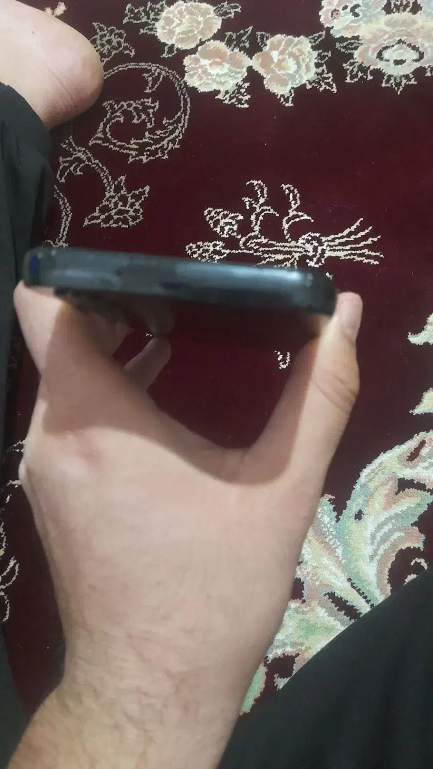 معاوضه هم دارم با گوشی یکم هم سر میدم فروش فوری|موبایل|کرج, شهرک سهرابیه|دیوار