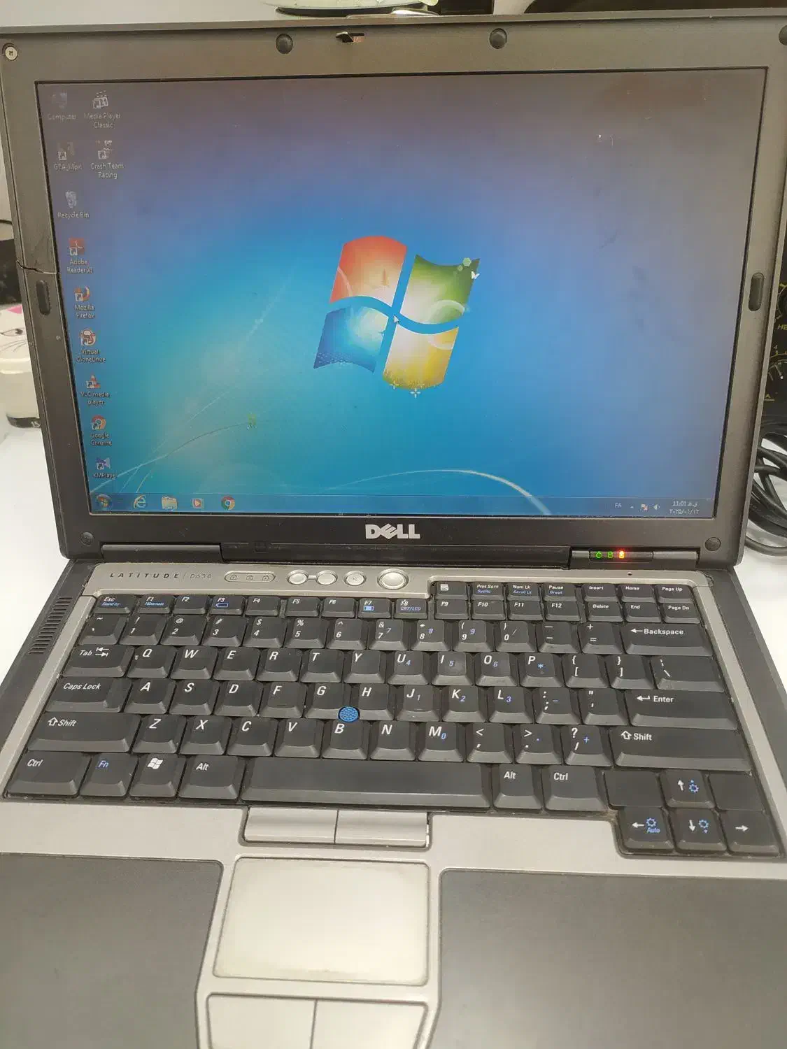 لپ تاپ مناسب کارهای سبک|رایانه همراه|قم, چهل درخت‎|دیوار