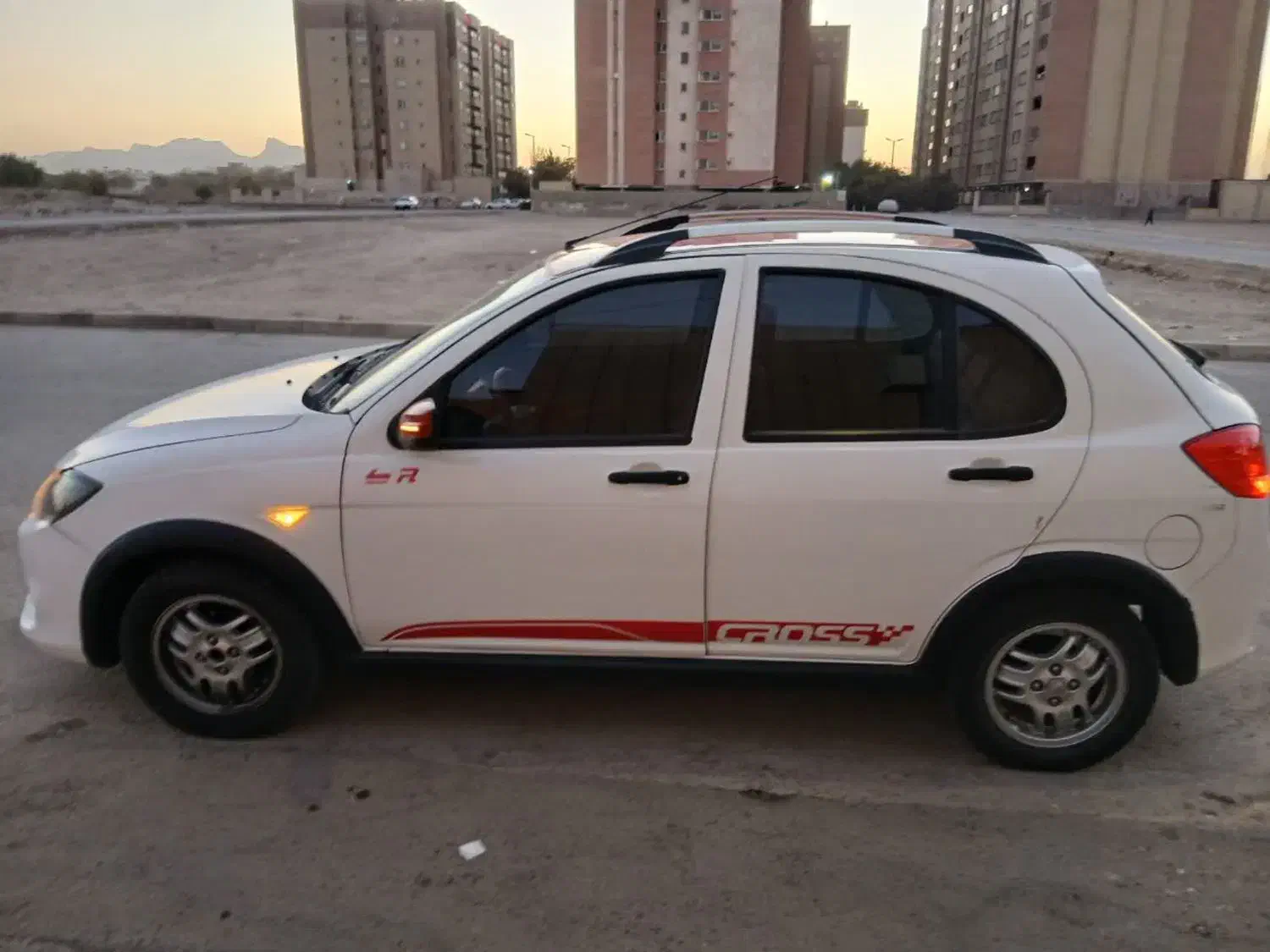 کوییک rمدل 1400|خودرو سواری و وانت|اصفهان, کوی میلاد|دیوار