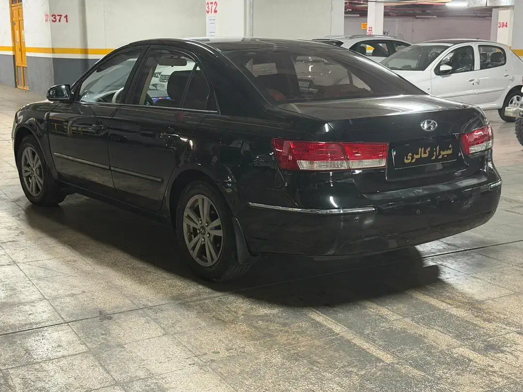 سوناتا 2008رنگ مشکی|خودرو سواری و وانت|شیراز, شاهچراغ|دیوار