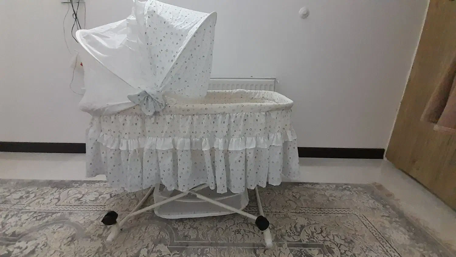 گهواره نوزاد|تخت و سرویس خواب|یزد, |دیوار