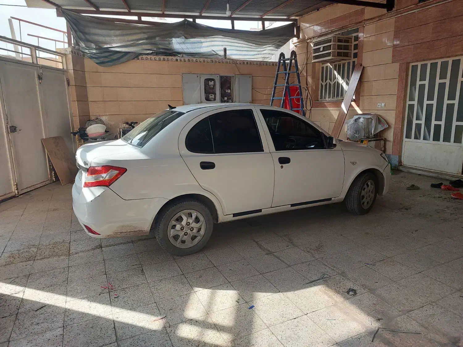 ساینا مدل ۴۰۱|خودرو سواری و وانت|اهواز, رسالت|دیوار