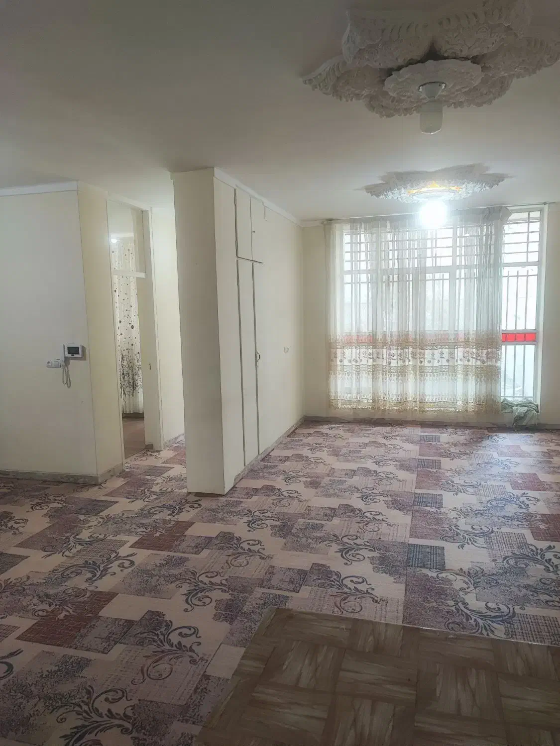 خانه ویلایی دوطبقه|اجارهٔ خانه و ویلا|شیراز, کیان شهر|دیوار