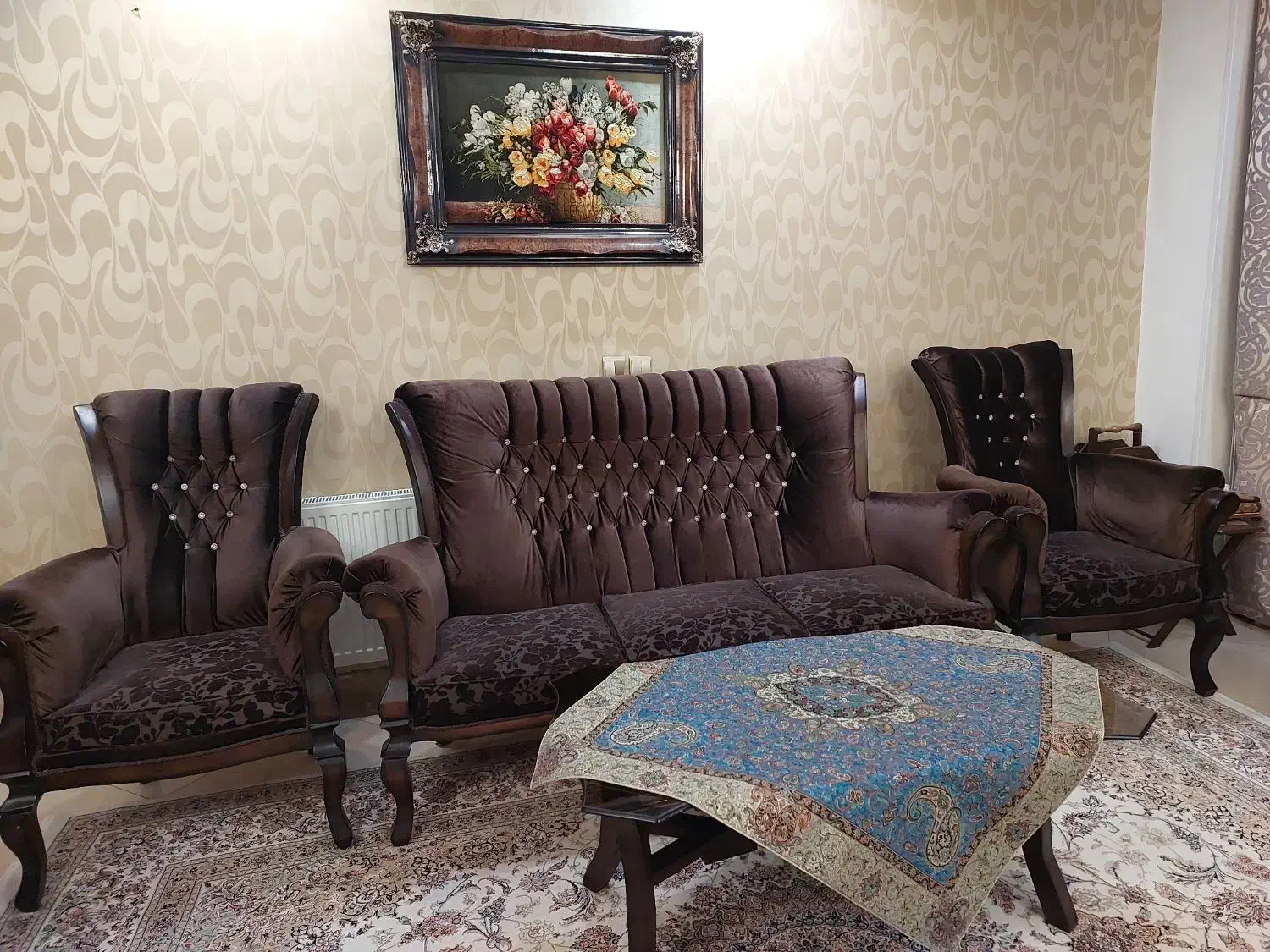 مبلمان ۹ نفره ی خاص(فوق العاده تمیز و شیک)|مبلمان خانگی و میز عسلی|اصفهان, گلزار|دیوار