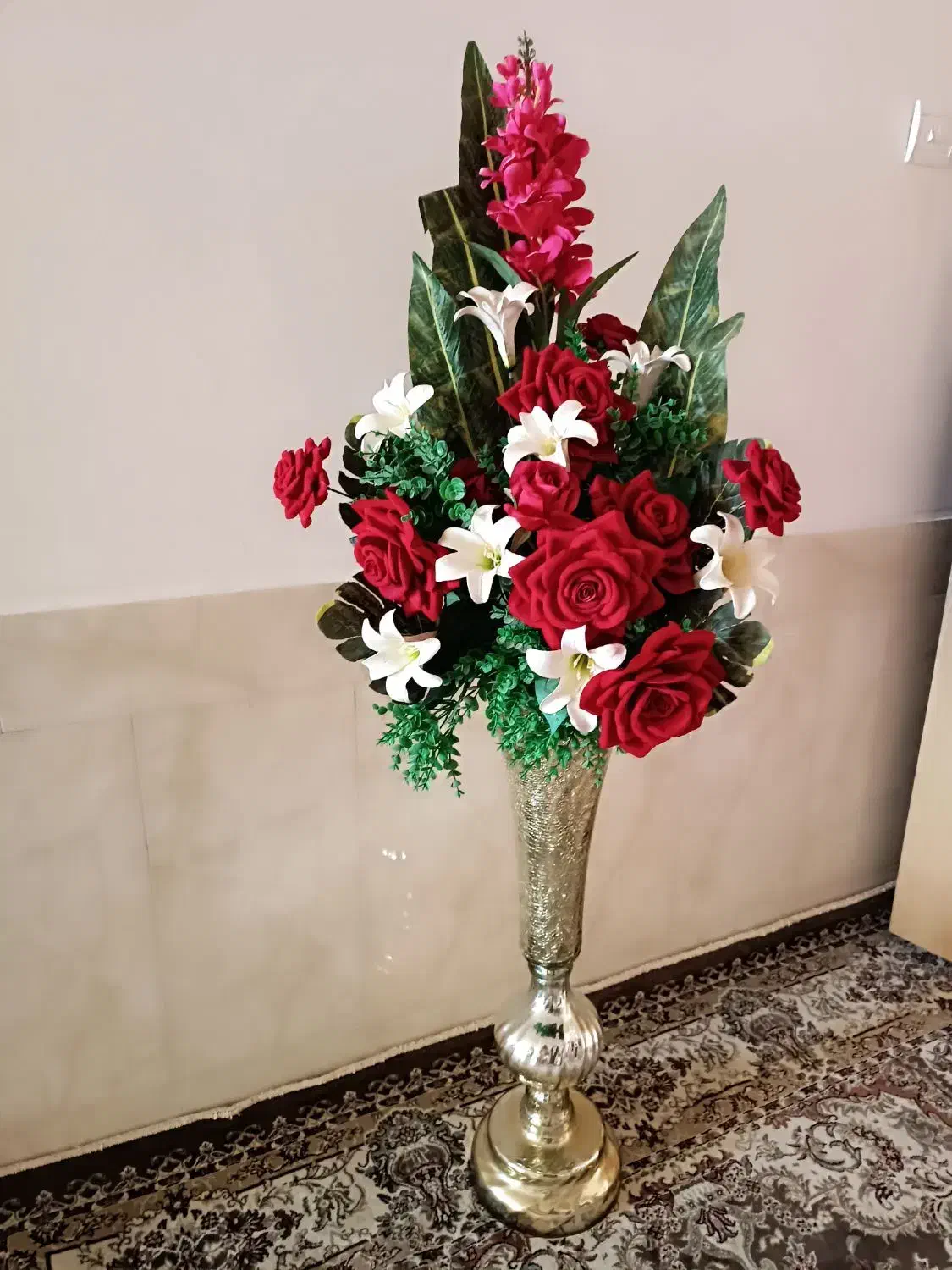 گلدان وگل مصنوعی|گل مصنوعی|سبزوار, گلشن|دیوار