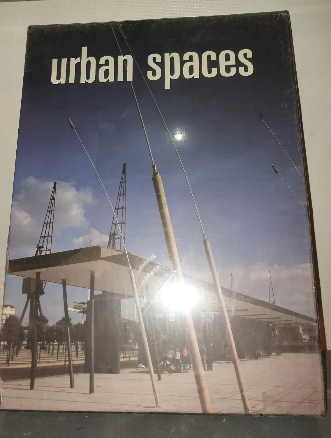 کتاب طراحی فضا های خانه و هتل و ...|کتاب و مجله آموزشی|تهران, قبا|دیوار