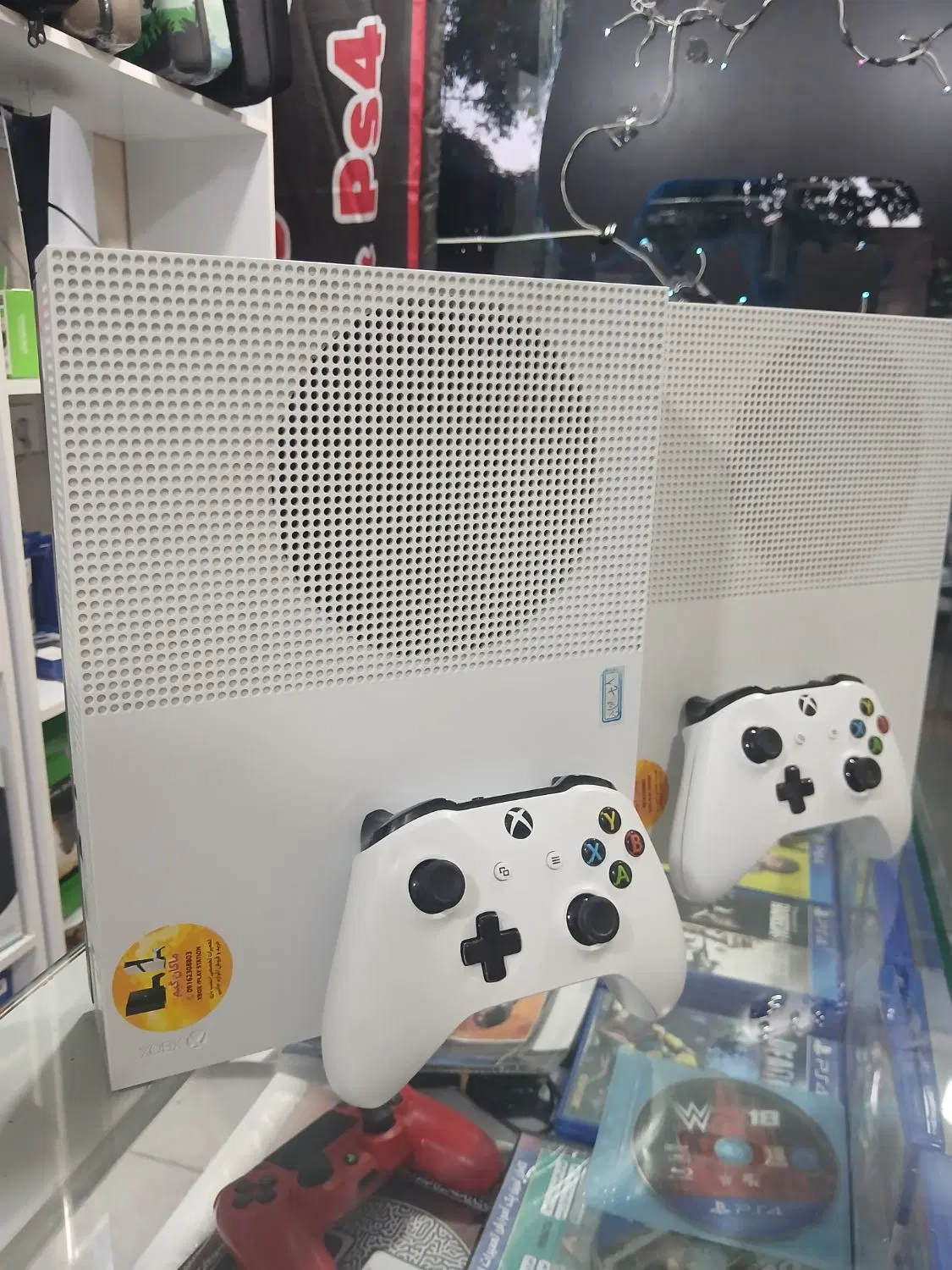 ایکس باکس وان اس دو دسته/xbox one s/نقد و اقساط|کنسول، بازی ویدئویی و آنلاین|اصفهان, احمدآباد|دیوار