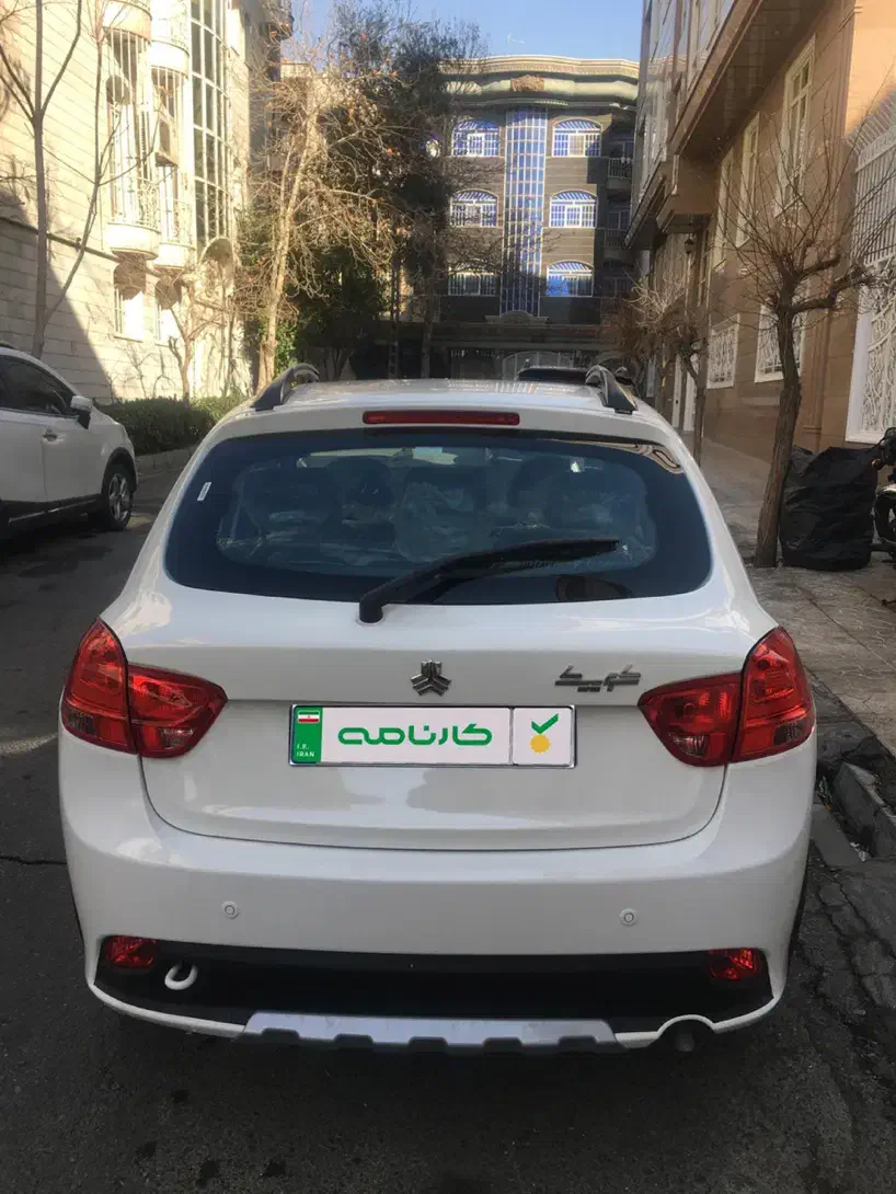 کوییک صفر خشک مدارک اماده ضمانت کارنامه|خودرو سواری و وانت|تهران, جنت‌آباد جنوبی|دیوار