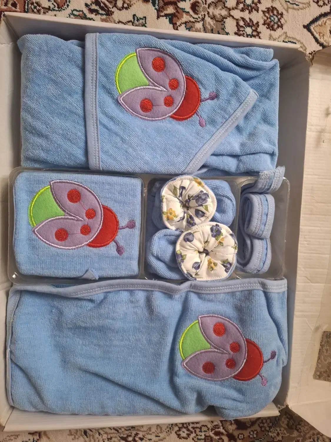 ست حوله حمام کودک|اسباب و اثاث بچه|قم, باغ کرباسی|دیوار