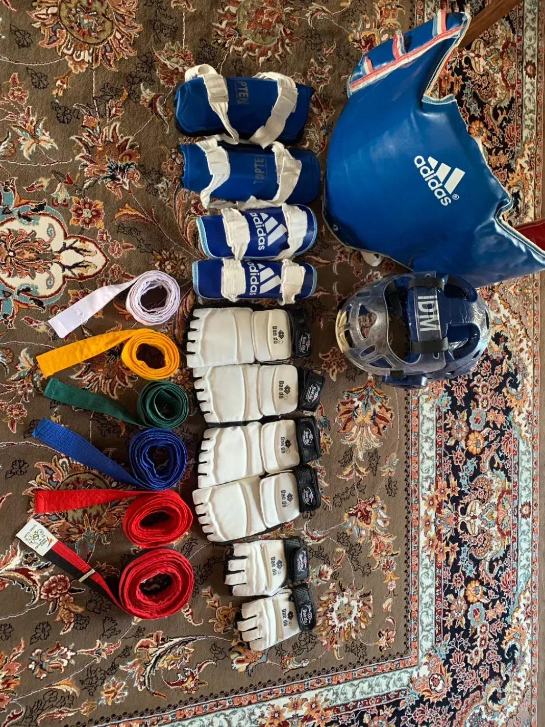 لباس مبارزه تکواندو به همراه کمربند|تجهیزات ورزشی|تنکابن, |دیوار