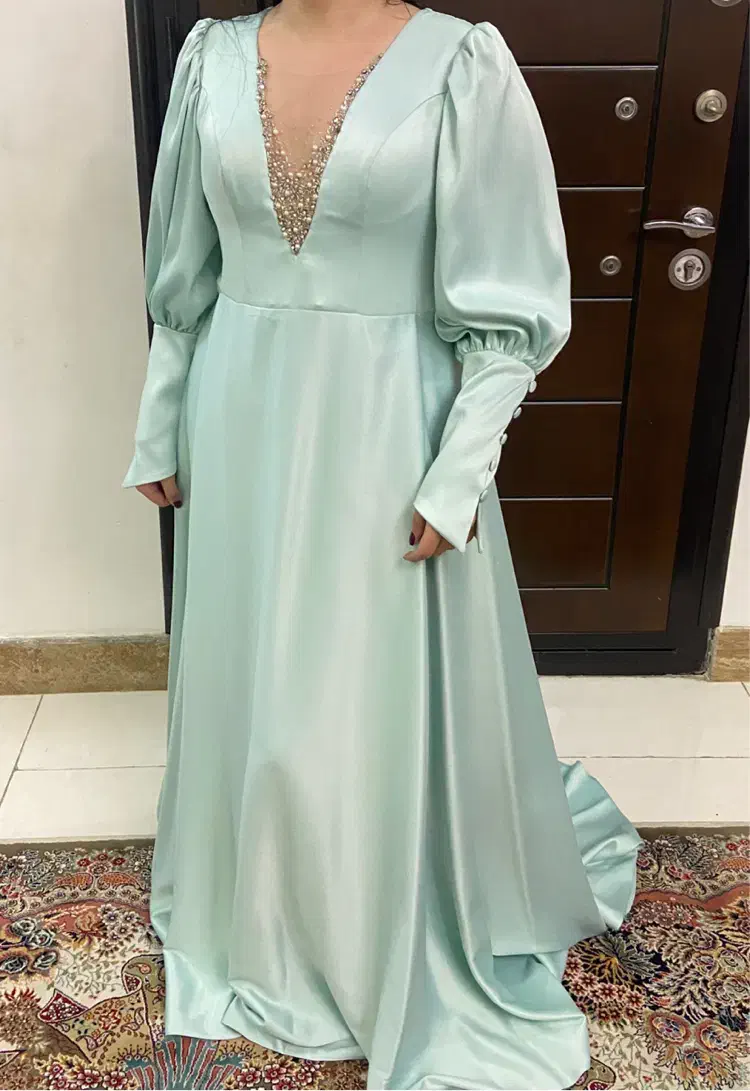 لباس مجلسی|لباس|بابل, |دیوار