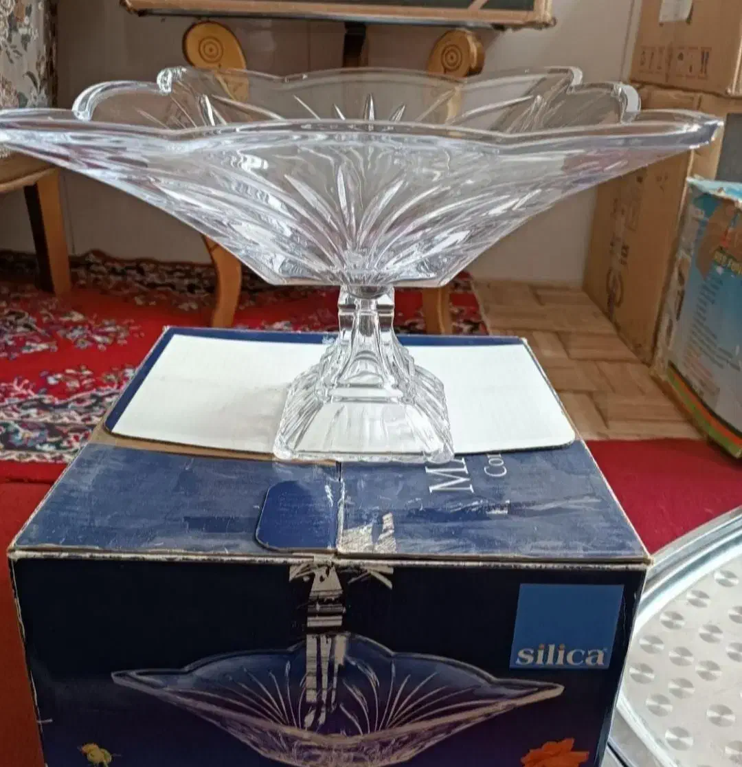 شیرینی خوری پایه دار|ظروف سرو و پذیرایی|قرچک, زیبا شهر|دیوار