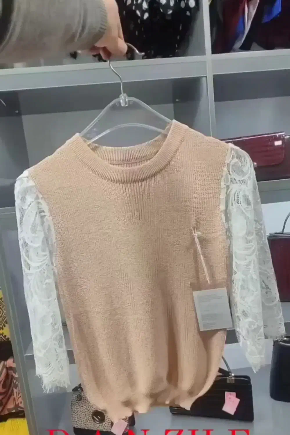 فروش البسه ی زنانه بصورت یکجا ( ۱۲۳ قلم )|لباس|بندر ترکمن, |دیوار