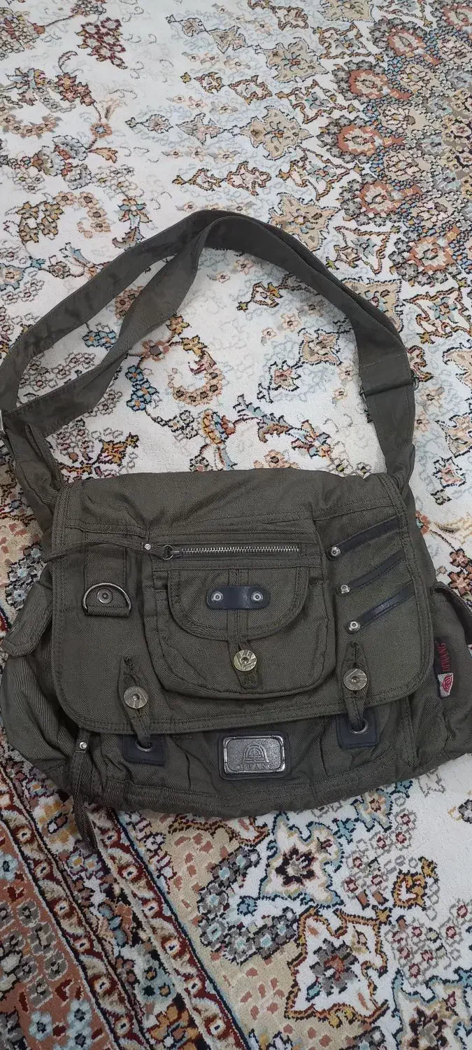 کیف دانشجویی|کیف، کفش، کمربند|گرگان, |دیوار