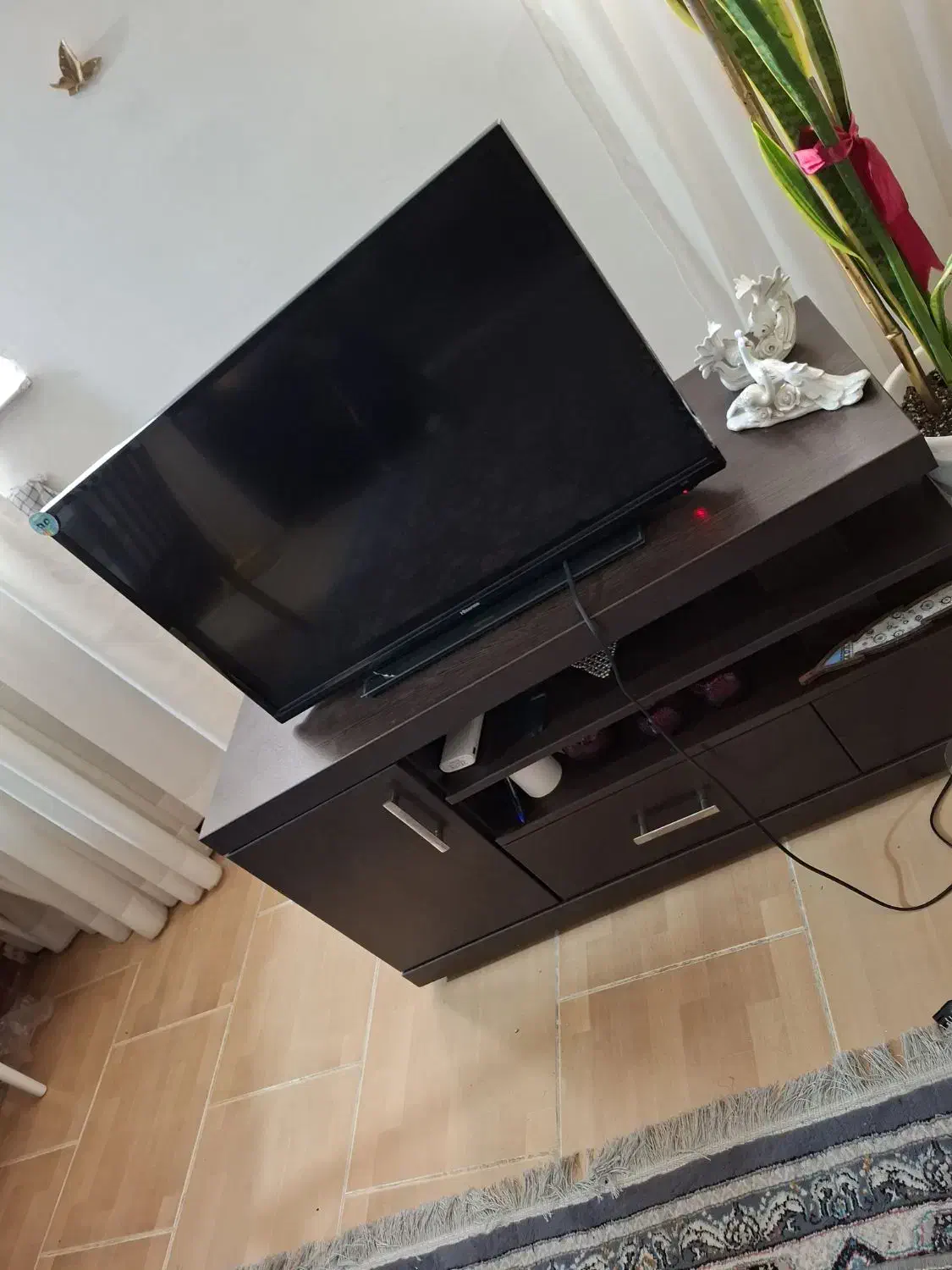 تلوزیون هایسنس 32 اینچ|تلویزیون و پروژکتور|رشت, یخسازی|دیوار