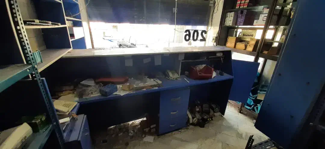 قفسه و ویترین وتجهیزات لوازم یدکی|فروشگاه و مغازه|باغستان, |دیوار