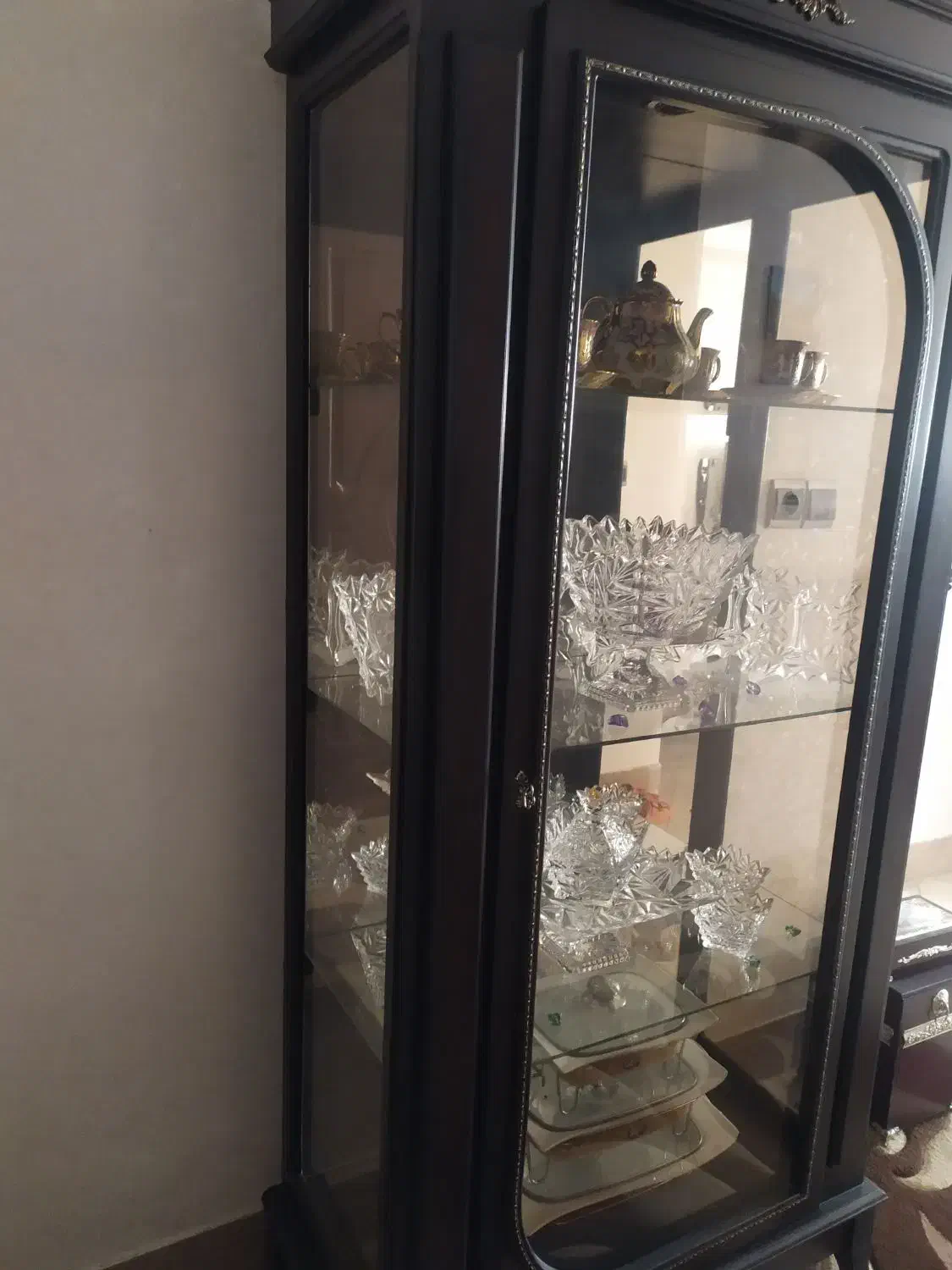 بوفه تمام چوب|بوفه، ویترین، کنسول|نیشابور, شهرک جانبازان|دیوار