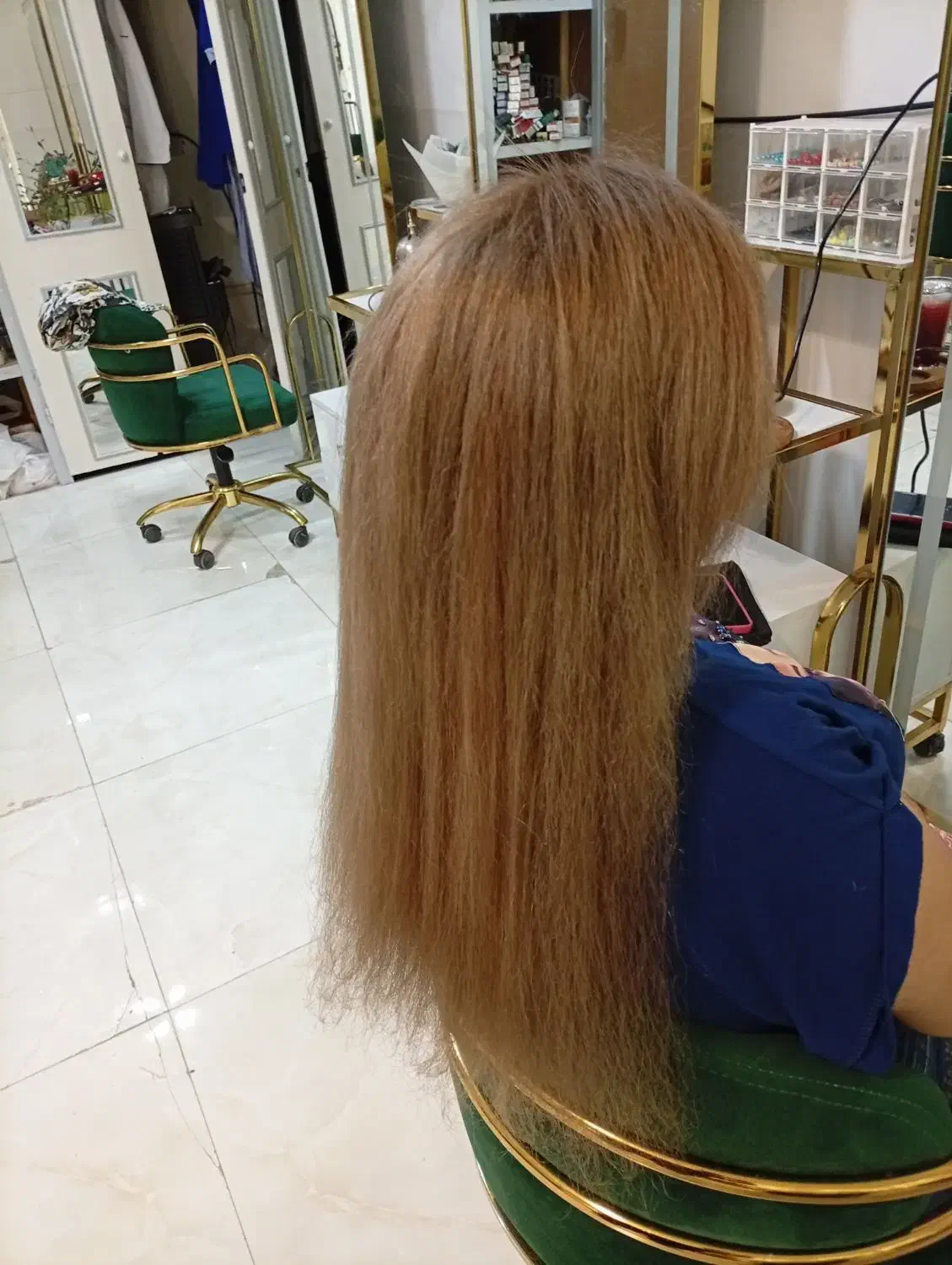 استخدام منشی در سالن زیبایی چهار راه صفری|استخدام درمانی، زیبایی، بهداشتی|سنندج, |دیوار