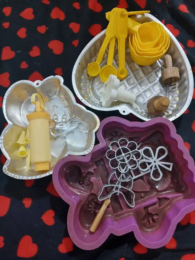 وسایل کیک همه باهم فقط 600تومن|ظروف پخت‌وپز|خرمشهر, |دیوار