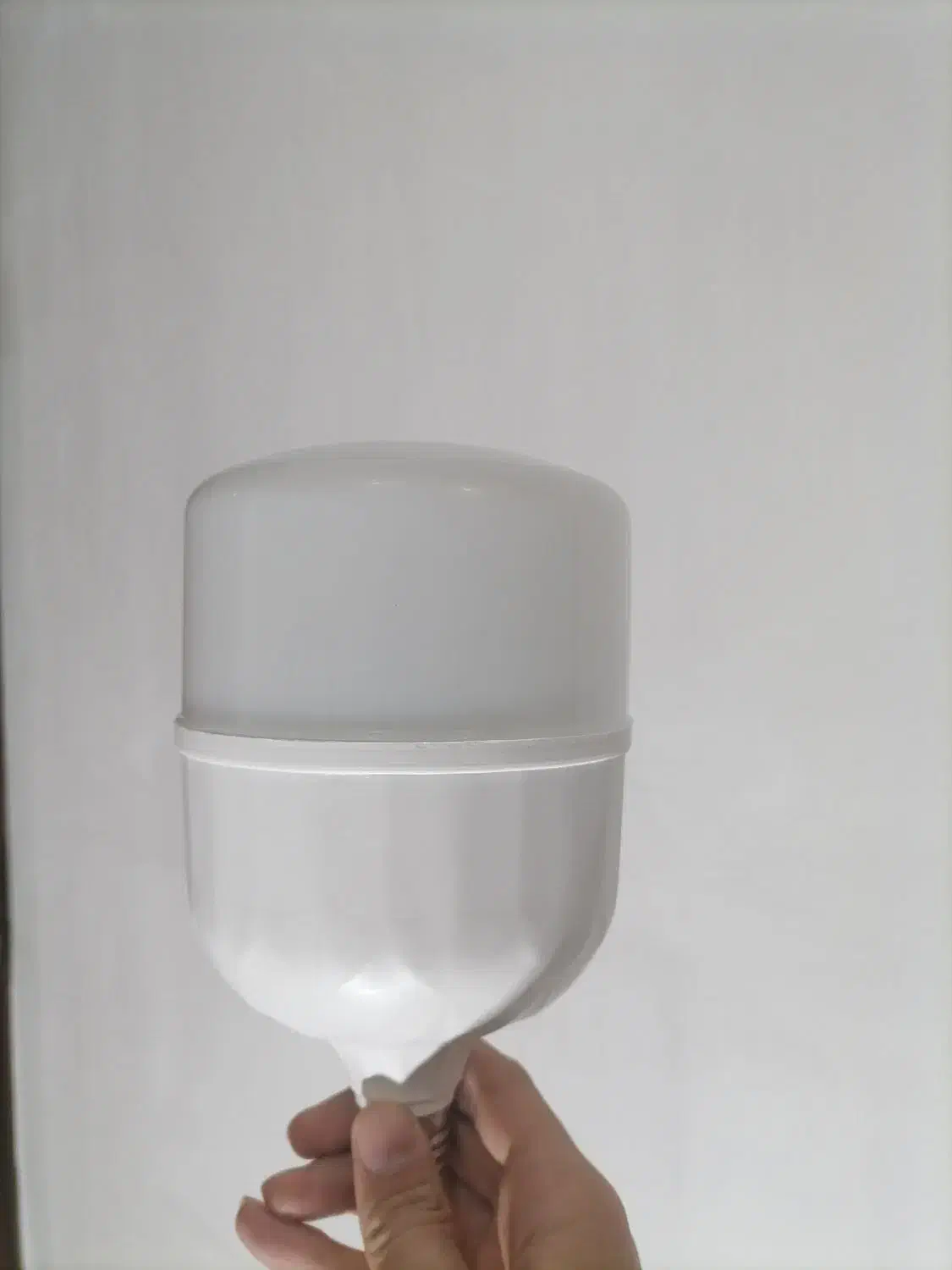 طرح تعویض لامپ های ال ای دی سوخته بانو|لامپ و چراغ|شهرکرد, |دیوار