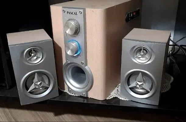 اسپیکر بلوتوثی فلش|سیستم صوتی خانگی|نیشابور, شهرک قدس|دیوار