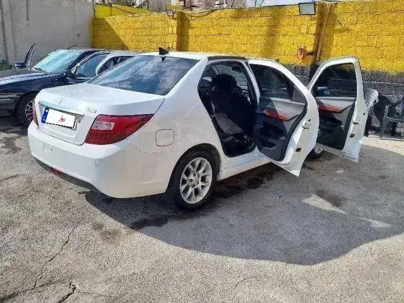 دنا|خودرو سواری و وانت|خمینی‌شهر, |دیوار