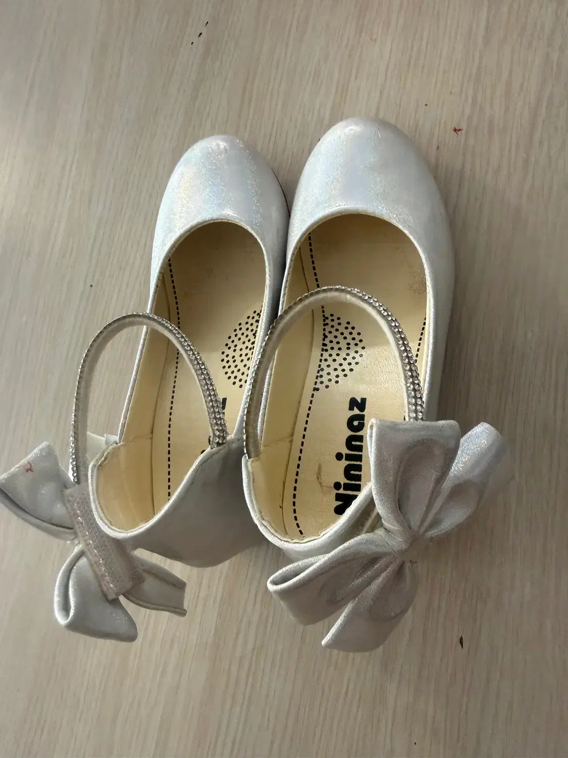 کفش مجلسی دخترانه وپسرانه|کفش و لباس بچه|شیراز, شهرک رضوان|دیوار