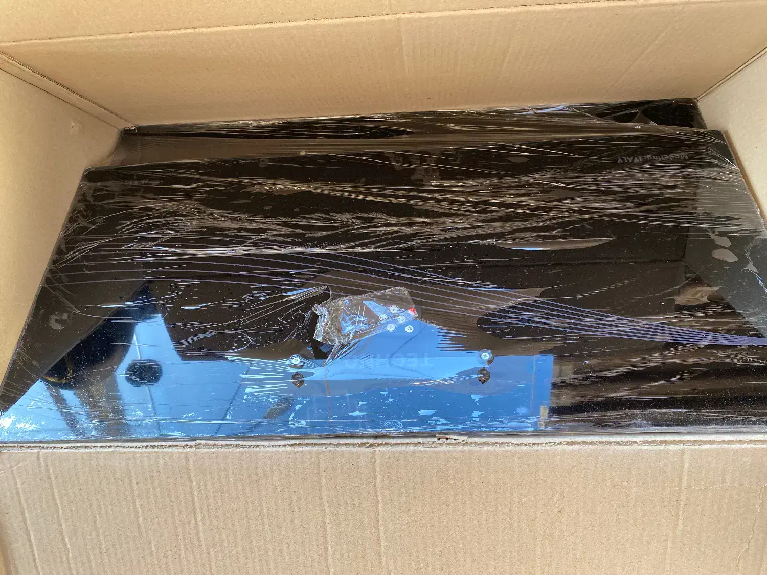 هود و اجاق گاز درجه یک اکبند فروش فوری پول لازمم|اجاق گاز و لوازم برقی پختوپز|ارومیه, |دیوار