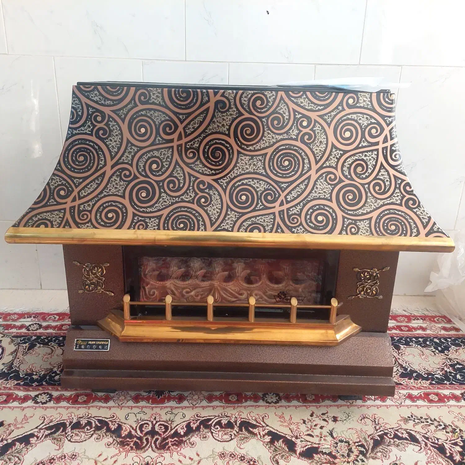 بخاری گازی ۱۸۰۰۰ طرح شومینه ایران شرق|بخاری، هیتر، شومینه|یزد, |دیوار