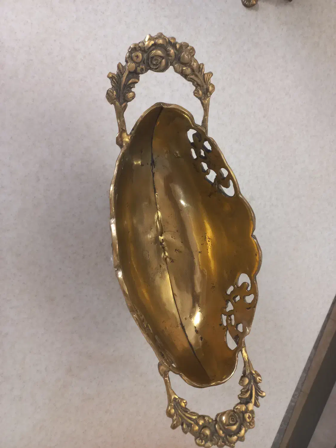 کشکول برنز|مجسمه، تندیس، ماکت|هشتگرد, شهرک ارم شرقی|دیوار