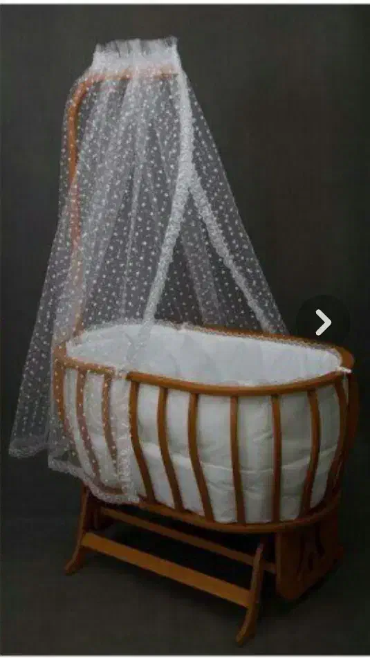 گهواره چوبی بیضی شیک با کیفیت بالا|اسباب و اثاث بچه|بروجن, |دیوار